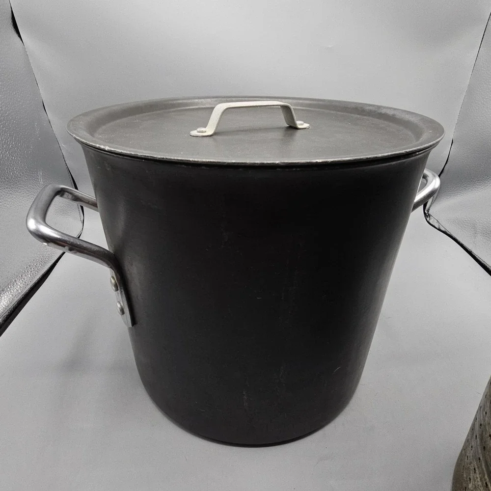 Vintage Commercial Aluminum 16 Qt Stock Pot, Steamer Insert,‎ Lid Toledo, Ohio